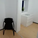 Teamwohnung Modern Und Laendlich *