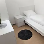 Teamwohnung Modern Und Laendlich Διαμέρισμα *